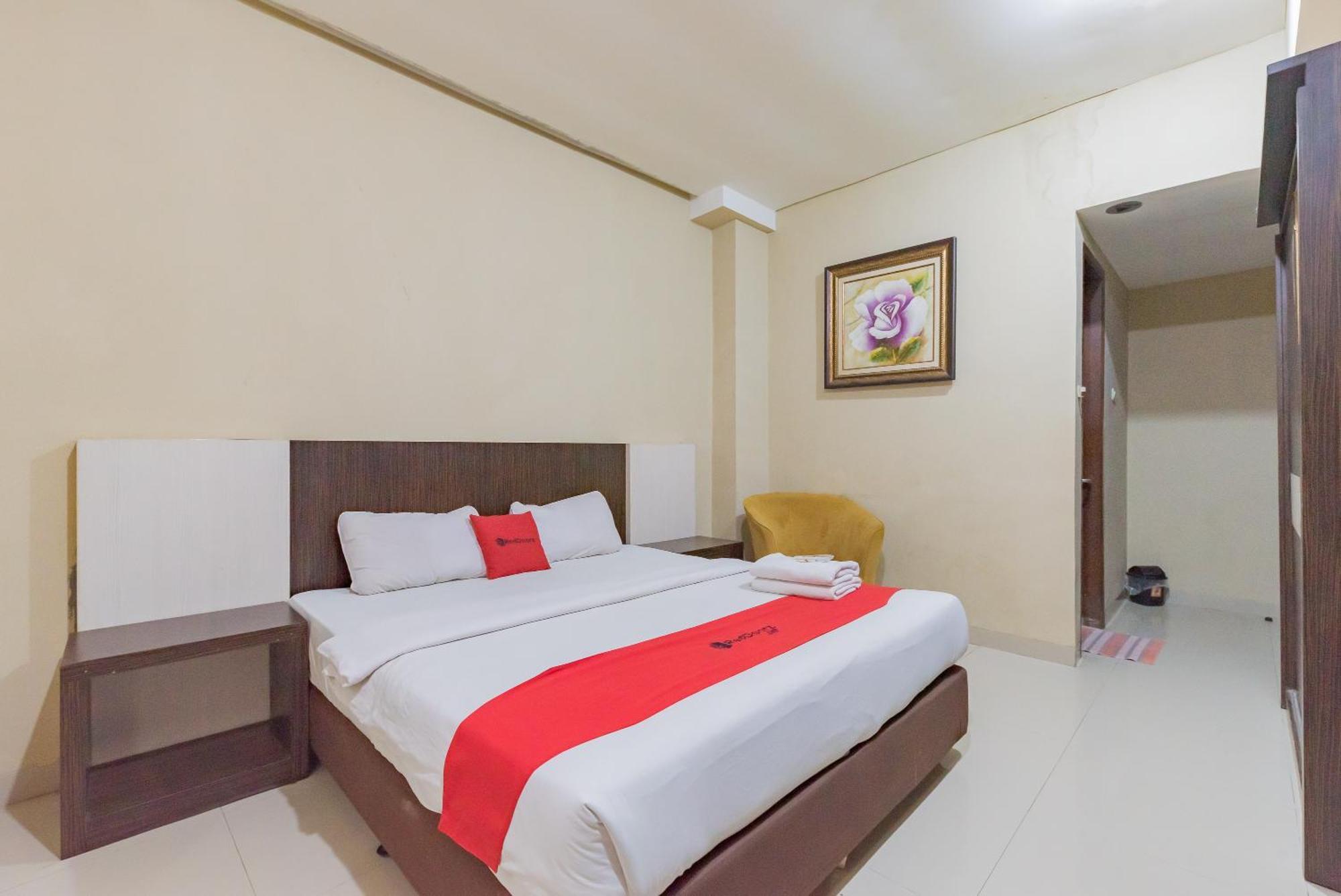 Reddoorz At La Mega Near Pasar Pagi Cirebon Hotell Eksteriør bilde