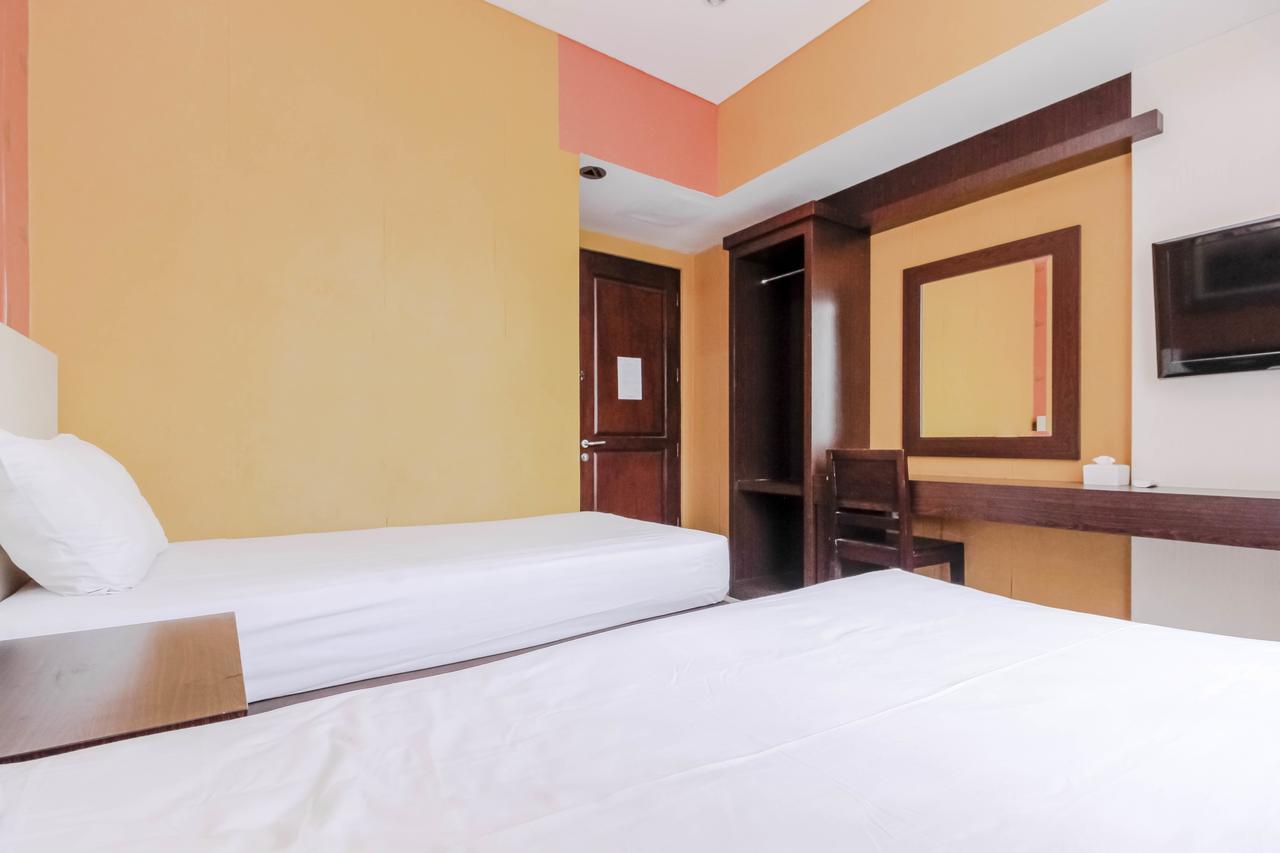 Reddoorz At La Mega Near Pasar Pagi Cirebon Hotell Eksteriør bilde