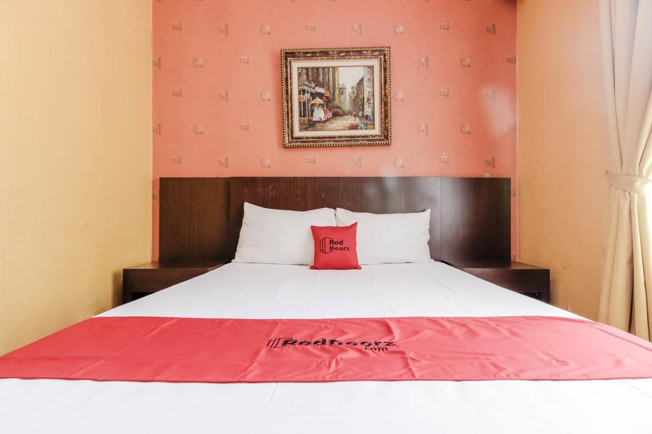 Reddoorz At La Mega Near Pasar Pagi Cirebon Hotell Eksteriør bilde